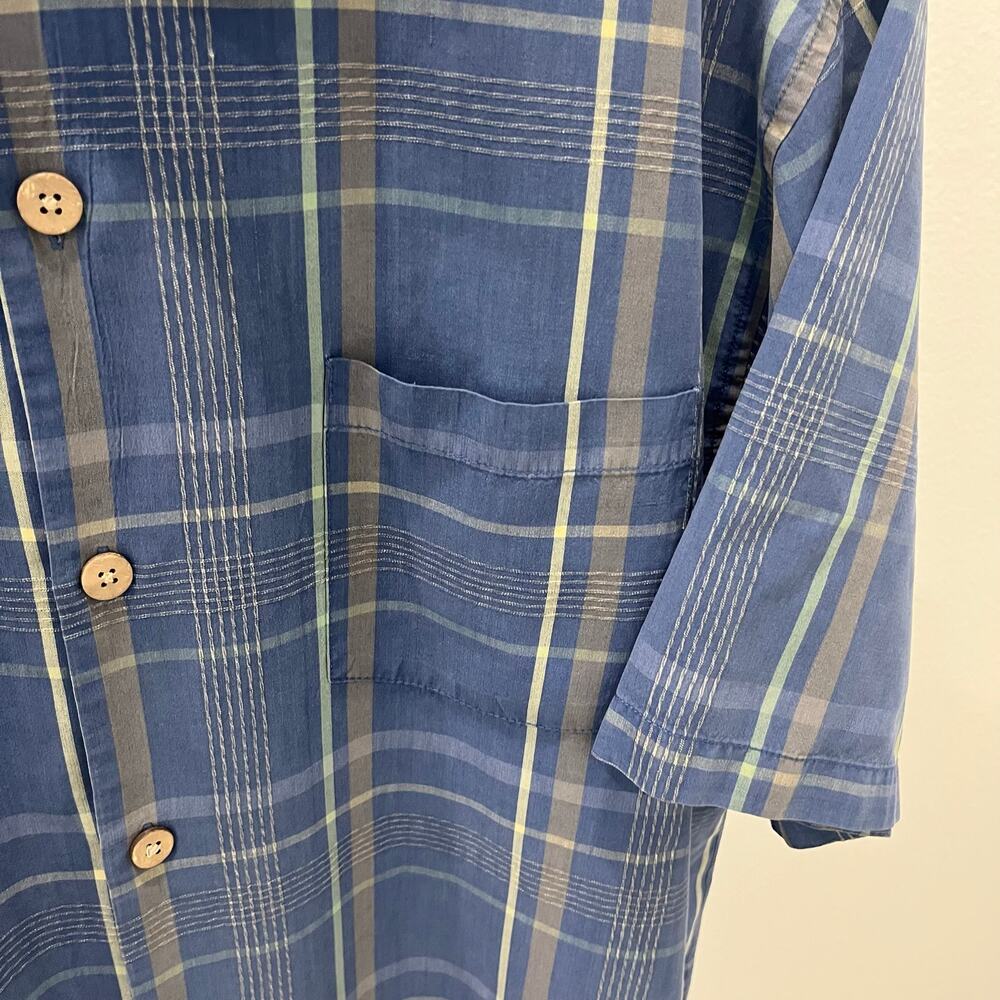 Tommy Bahama Men's Large Blue Plaid Original Fit Button Up Camp Shirt - Picture 3 of 4